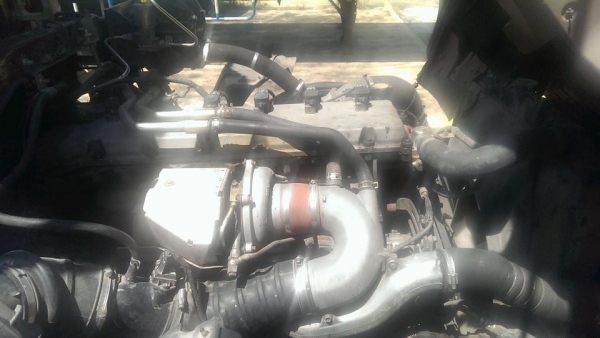 ขายรถสิบล้อหัวลาก HIno MEGa FM1J 260แรง ปี 53 NGV โรงงานรถพร้อมใช้งาน