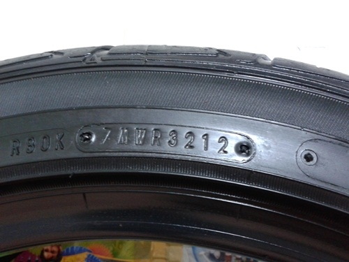 ยาง,215-45-17 DUNLOP-703 กลางปี12สภาพดีสี่เส้น 3,900