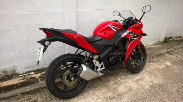 CBR 150i วิ่ง 5700 รถสวย รถบ้าน ใหม่มากๆ เดิมหมด ขายถูก ต่อรองได้ CBR 150i วิ่ง 5700 รถสวย รถบ้าน ใหม่มากๆ เดิมหมด ขายถูก ต่อรองได้