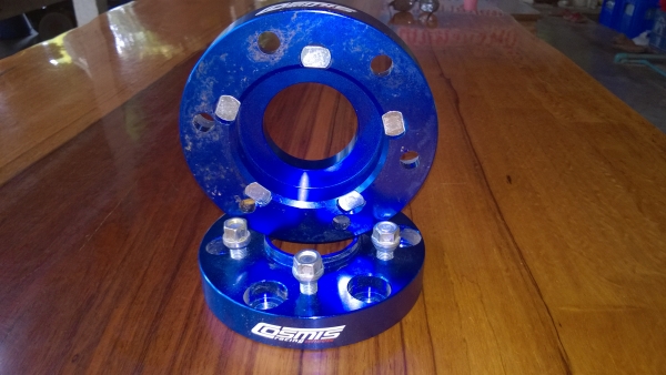 ขายอแด๊ปเตอร์ซิ่ง cosmis เข้า 6 รู ออก 5 รู หนา 1.5 นิ้ว