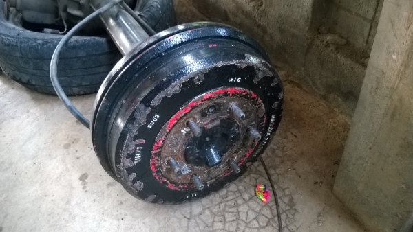 ขายเพลาท้าย ford ranger ปี 02 ยกเส้น อัตราทด 41/10 = 4.1 คับ ขายเพลาท้าย ford ranger ปี 02 ยกเส้น อัตราทด 41/10 = 4.1 คับ