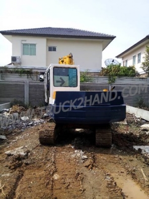 KOMATSU PC60 รุ่น 5  มีเอกสารซื้อขายพร้อม