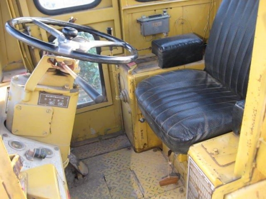 CAT 910 Serial 40Y48xx นำเข้าจากญี่ปุ่น สภาพดี รถเก่าเก็บครับ