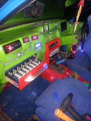 ขายรถเครื่องเสียงด่วนๆๆๆเลย