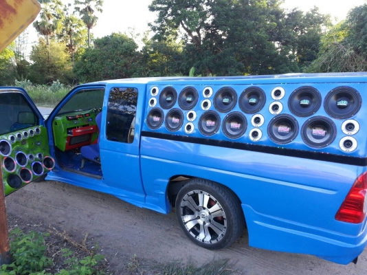 ขายรถเครื่องเสียงด่วนๆๆๆเลย