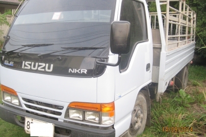 ขาย NKR 110 หัวการ์ตูน ปี 47 กระบะเลสทั้งลูกยาว 4.4 m สวย โทร 088-4501277 ขาย NKR 110 หัวการ์ตูน ปี 47 กระบะเลสทั้งลูกยาว 4.4 m สวย โทร 088-4501277