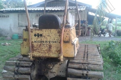 รถแทรกเตอร์KOMATSU D2 รุ่น 5