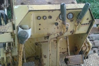 รถแทรกเตอร์KOMATSU D2 รุ่น 5