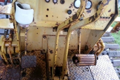 รถแทรกเตอร์KOMATSU D2 รุ่น 5