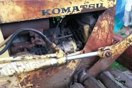 รถแทรกเตอร์KOMATSU D2 รุ่น 5