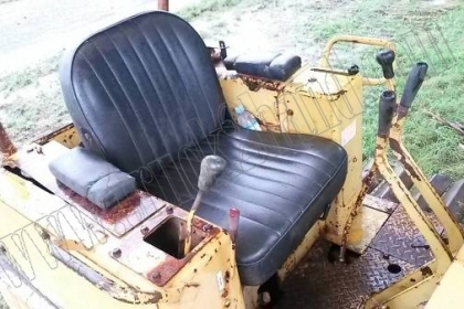 รถแทรกเตอร์KOMATSU D2 รุ่น 5