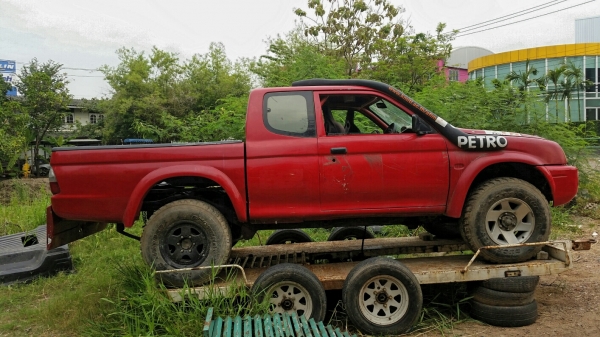 มิตซูสตาร์ด้า Cab 4x4 เครื่องเดิม 2700 เทอร์โบ เครื่องดี พร้อมโอน ขาย 75,000 บาท