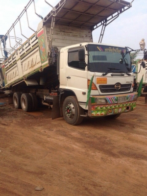 ขาย HINO MEGA 320 แรง 2 เพลา ดั๊ม กระบะเหล็ก รถปี 47