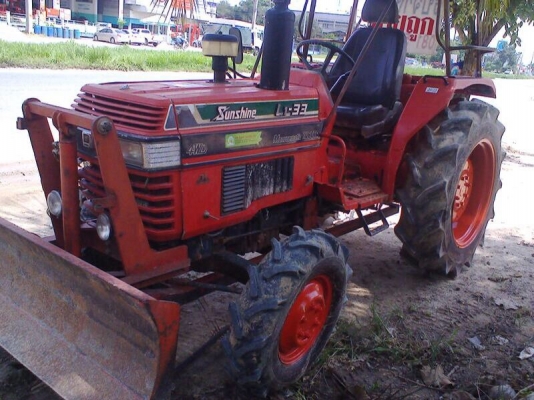รถไถคูโบต้า L-1 33 แรง 4WD รถไถคูโบต้า L-1 33 แรง 4WD