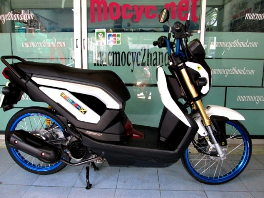 ZOOMER สีขาว ลงล้อYOGO รถเดือน ตุลาคม ปี 56 ไมล์ 6 พันโล เครื่องเดิมๆ แต่งภายนอก ราคาเร้าใจ แถม 2 รายการ 32900