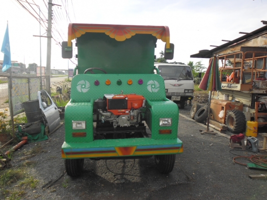 รถอีแต๋น   4  ตัน