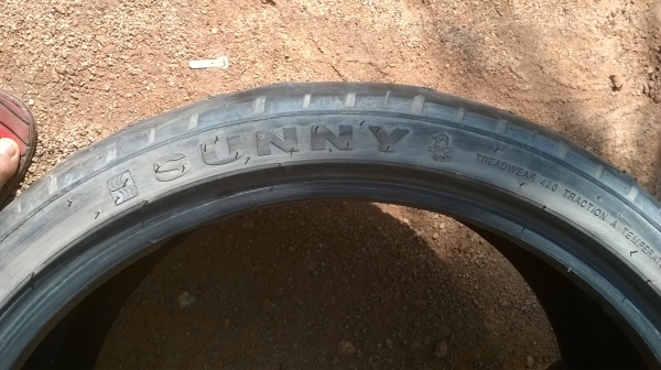 ขายยางขอบ 20 สภาพสวย 4 เส้น