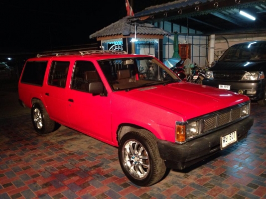 ขาย nissan big-m van 95000 บาท