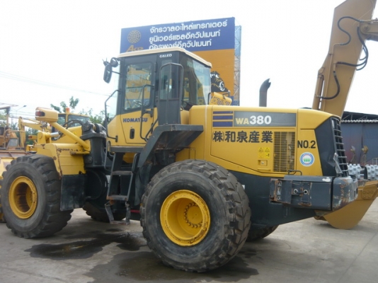 รถตักล้อยาง Komatsu WA380-5 รถเก่านอก นำเข้าจากญี่ปุ่น  สภาพพร้อมใช้งาน