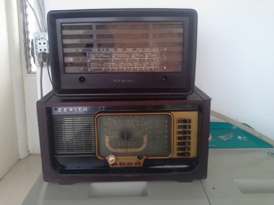 ขายวิทยุเก่า ใช้งานไม่ได้ ตามรูปเลยครับ