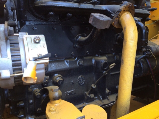 ต้องการขายด่วนรถบด3ล้อเหล็กSAKAI KD7610 พร้อมใช้