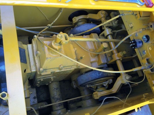 ต้องการขายด่วนรถบด3ล้อเหล็กSAKAI KD7610 พร้อมใช้