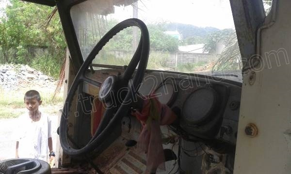 รถบรรทุก 6 ล้อหัวยาว ISUZU รุ่น TXเครื่อง 6 สูบ 120 แรง