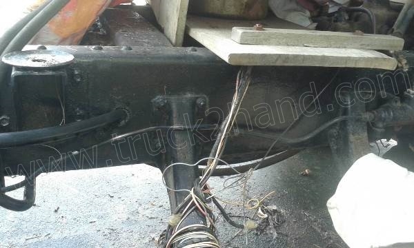 รถบรรทุก 6 ล้อหัวยาว ISUZU รุ่น TXเครื่อง 6 สูบ 120 แรง