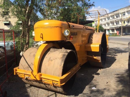 ต้องการขายด่วนรถบด3ล้อเหล็กSAKAI KD7610 ตรวจเช็คพร้อมใช้ทำสี ต้องการขายด่วนรถบด3ล้อเหล็กSAKAI KD7610 ตรวจเช็คพร้อมใช้ทำสี