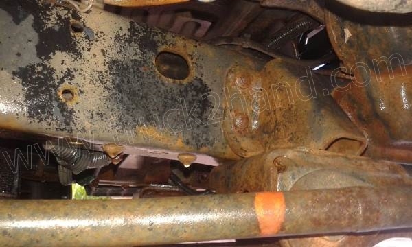 รถบรรทุก 6 ล้อ TOYOTA รุ่น DINA 200 85 แรงม้า