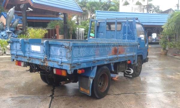 รถบรรทุก 6 ล้อ TOYOTA รุ่น DINA 200 85 แรงม้า