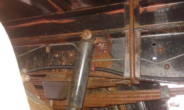 รถบรรทุก 6 ล้อ TOYOTA รุ่น DINA 200 85 แรงม้า