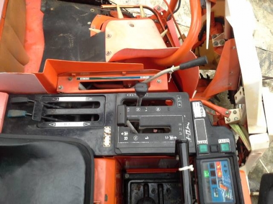 ขาย เกี่ยวkubota ZR145  ยังไม่ใช้ในไทย