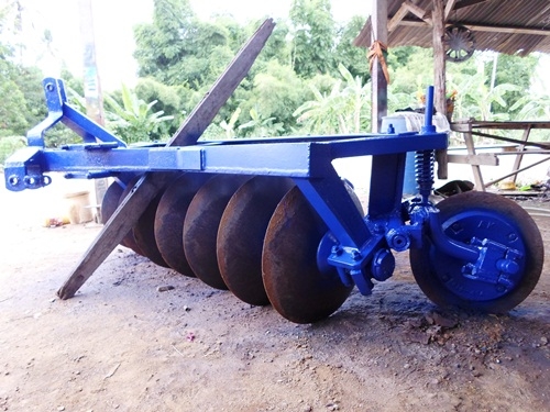 จองโอนเงิน3000แล้วจากคุณบำรุงลพบุรี)(ขายหาง7ไคเฮงหลี ราคาลดได้อีก ใช้ไถไร่ไถนา ไถสวนยางสวนปาล์ม ส่งได้