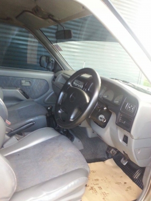 ขาย อีซุซุ โฟวินดตราก้อนอาย สภาพสวยพร้อมใช้งาน