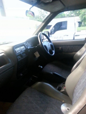 ขาย อีซุซุ โฟวินดตราก้อนอาย สภาพสวยพร้อมใช้งาน