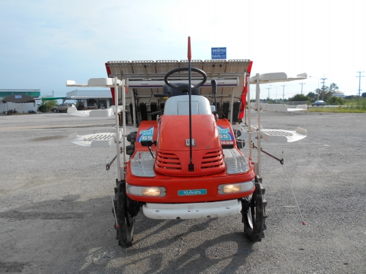 รถดำนาแบบนั่งขับ KUBOTA SPA65