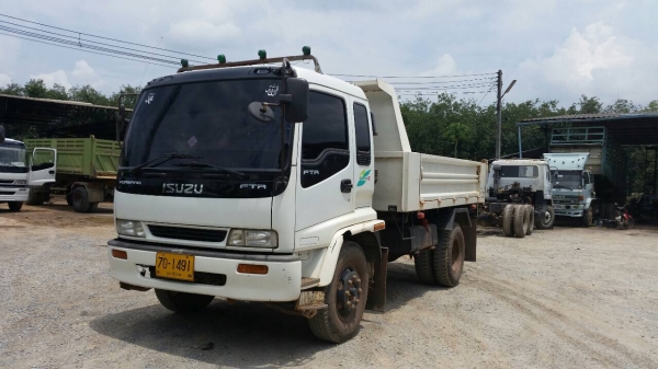 6ล้อดั้ม200แรง ปี*2547 FTR33F2Y รถสวย ห้างแท้ เดิมบาง..เครื่อง6HH1