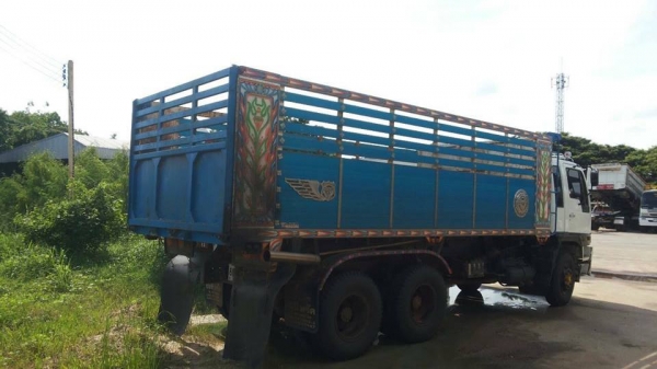 ***ขายแล้วครับขอบคุณ Truck2hand ขาย10ล้อ2เพลาดั้มสวยๆ HINO 2K K13D-260HP ปี43 เครื่อง260แรง แห้งดี แน่น แรง เกียร์ฟูลเลอร์ ไม่มีหลุด คัสซี2Kหัวลากยืดช่วง (ลงเล่ม) คัสซีสวย ไม่ปะไม่ดาม 2เพลาใหญ่ กระบะดั้มชลบุรีสภาพสวย พื้นดีข้างสวยไม่มีผุ ดั้มดีไม่มียุบ หั