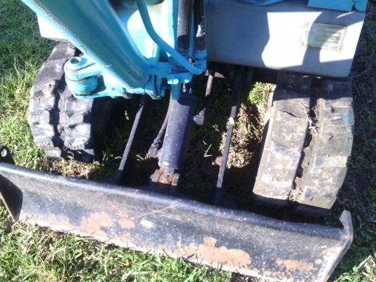 ขายตามสภาพ โคมัตสุ pc03 1สูบ