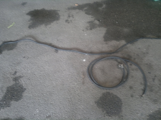 สายแบตเตอรี่ขั้ว +  BenZ,BMW ความยาว 2 เมตร(เบอร์ 4 )