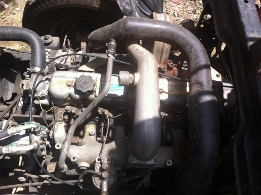 ขายรถ6ล้อติดเฮี้ยบเครน 5 ตัน ยาว 6.5 เมตร