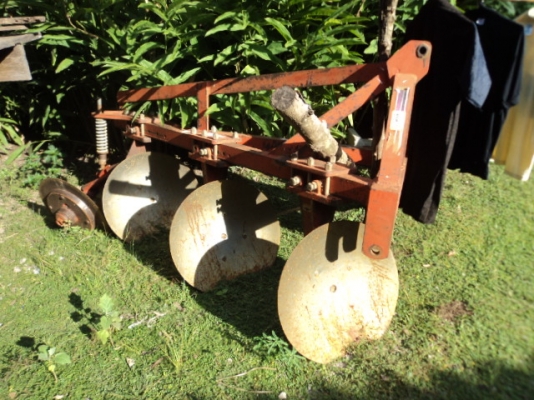 ด่วน.....แทรกเตอร์คูโบต้า M6040 ปี52 แถมผาน3//ผาน7//โรตารี//ดัน//หยอดข้าวโพด//เทรลเลอร์