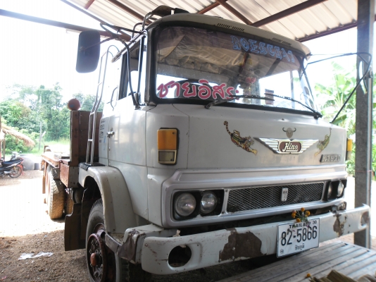 ขายรถบรรทุกรถแบคโฮ HINO KT920 เพลาเดียวบรรทุก 120 หางมีบันได