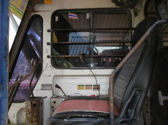 ขายรถแบคโฮ KOMATSU PC120-2 สวยแรงสภาพเก่านอกโซ่หนาเอวแน่นทำงานดีไม่มีโหลด