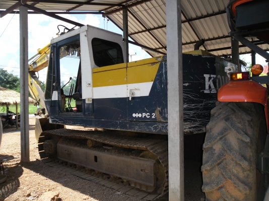 ขายรถแบคโฮ KOMATSU PC120-2 สวยแรงสภาพเก่านอกโซ่หนาเอวแน่นทำงานดีไม่มีโหลด