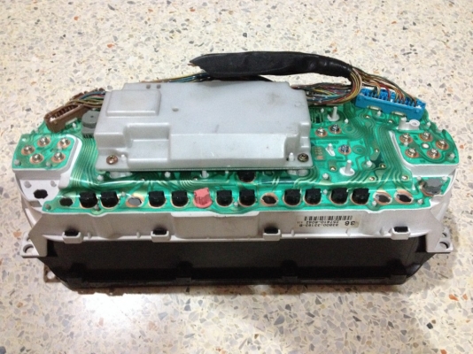 ไมล CAMRY ไม้บรรทัดจอมืดของเก่าญี่ปุ่นสภาพสวย ไมล CAMRY ไม้บรรทัดจอมืดของเก่าญี่ปุ่นสภาพสวย