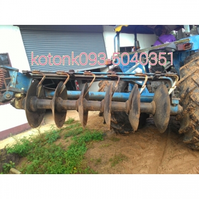 ขายด่วน ford 6610 เสื้อลาย