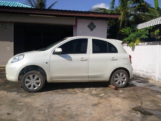 ขายซากนิสสันมาร์ช ปี 13  ลดเหลือ 129,000