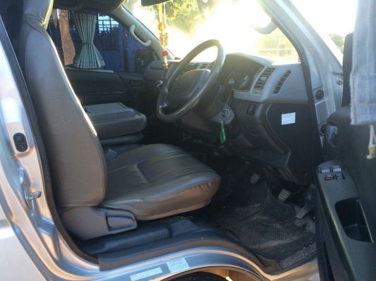 ขายดาวน์ คอมมูเตอร์ ปี49 แต่ง VIP ให้เอาไปผ่อนต่อครับ ขายดาวน์ คอมมูเตอร์ ปี49 แต่ง VIP ให้เอาไปผ่อนต่อครับ